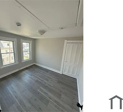 182 Hewitt St — Photo 5