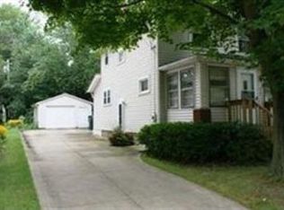 437 N Lyman St, Wadsworth, OH 44281