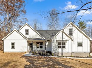 825 Big Cedar Dr, Dunlap, TN 37327