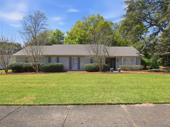 2406 Hermitage Dr, Montgomery, AL 36111