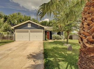 133 Easy St, Hutto, TX 78634