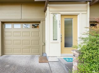 161 Cougar Ridge Rd NW, Issaquah, WA 98027