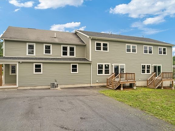3rd image of 19 Brandon Rd