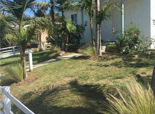 1572 W 213th St, Torrance, CA 90501