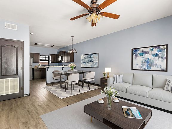 2nd image of 318 W Bustamante St APT 6