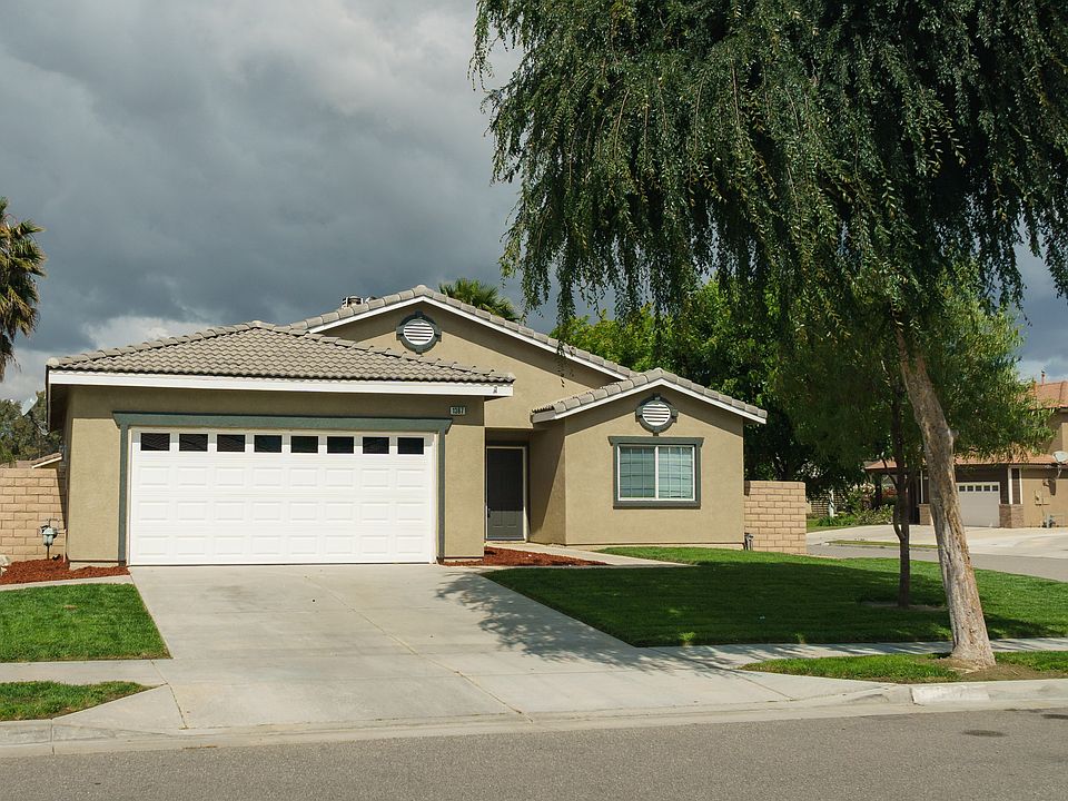 1st image of 1367 Sherman Ct
