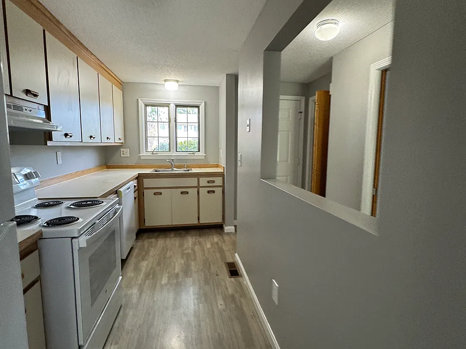 337 Fox Hollow Dr