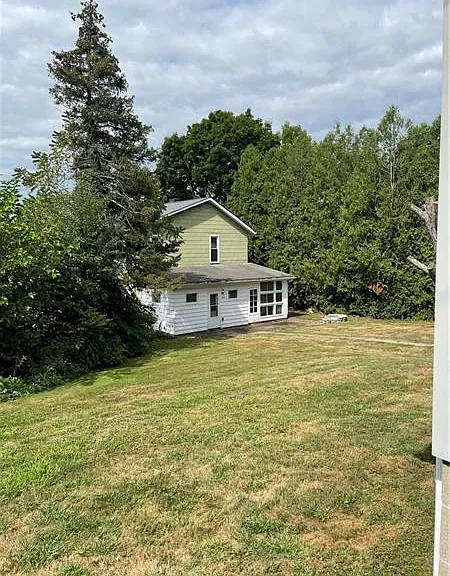 325 S Main St — Photo 19