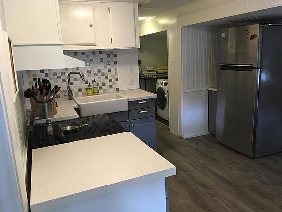 5th image of 1119 Periwinkle Way Unit 107