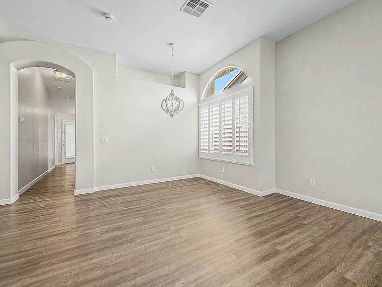 16636 S 22nd St — Photo 12