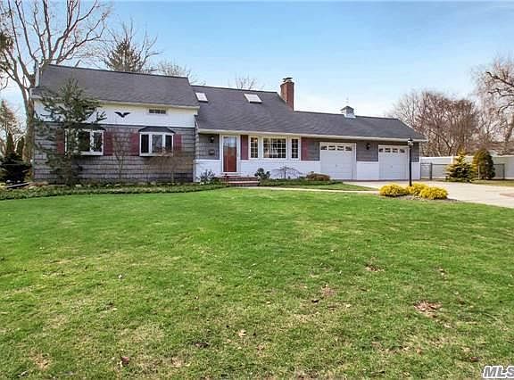 2nd image of 4 Wellwood Ct