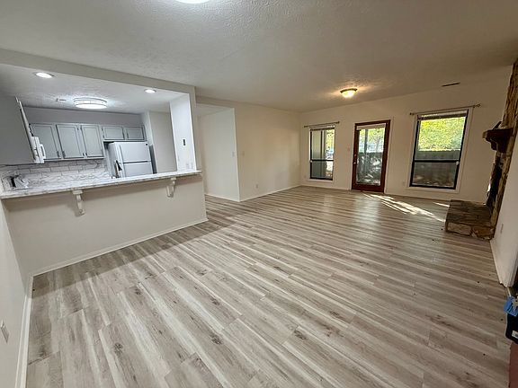 5th image of 1882 Tryon Dr Unit 4