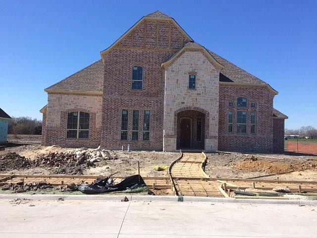 2nd image of 2515 Elaine Dr