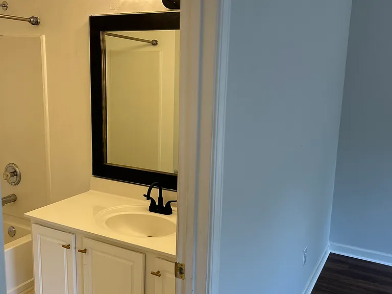 5134 Manerdale Dr SE — Photo 11