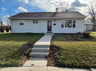 6801 W Kinnickinnic River Pkwy, Milwaukee, WI 53219