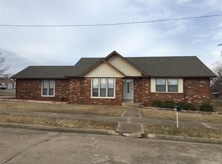 1601 E 11th St, Pawhuska, OK 74056