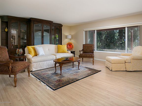 5th image of 1609 Woodglen Ln