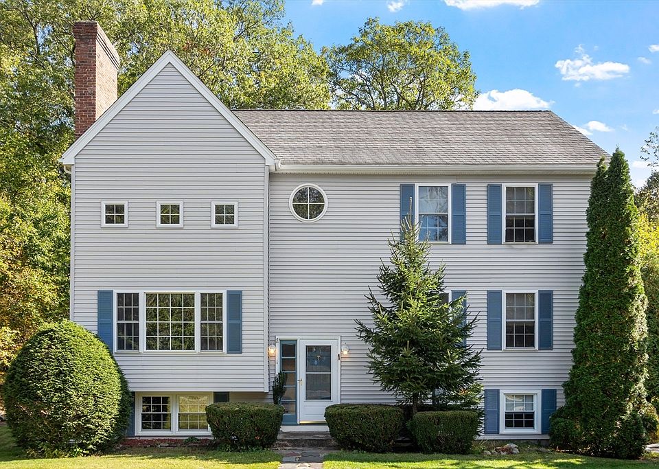 1st image of 1 Vanderbelt Rd