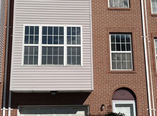 2217 Brunt St, Baltimore, MD 21217