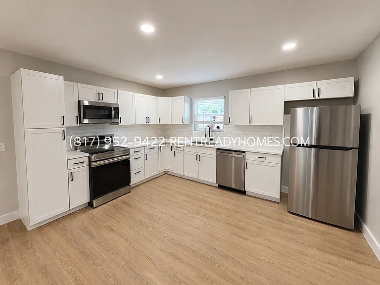 4919 Dickens Rd — Photo 5
