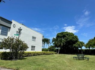 718 Burgundy St #O, Delray Beach, FL 33484