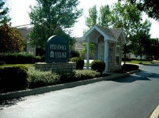 2651 Prestwick Village Cir, Springfield, OH 45503