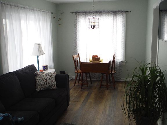 5th image of 205 Thurston St SW