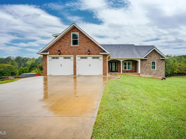 158 Hale Dr, Johnson City, TN 37615