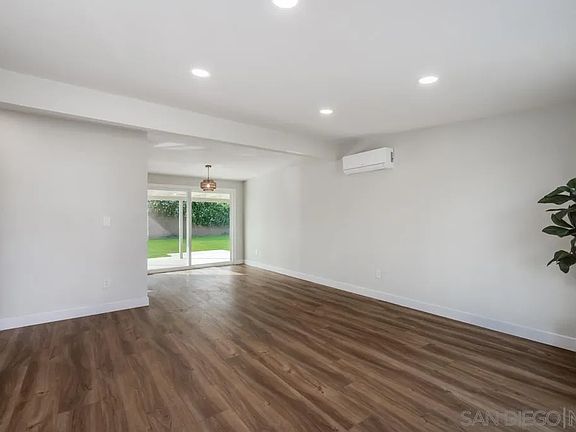 4th image of 1119 Oneonta Ave