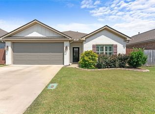 13783 Highland Pointe Dr, Northport, AL 35475