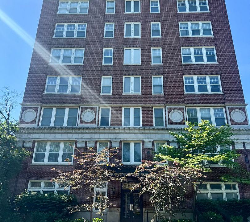 1st image of 5330 Pershing Ave