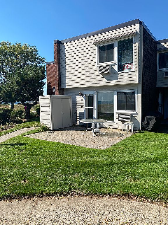 81 West Walk, West Haven, CT 06516 Zillow