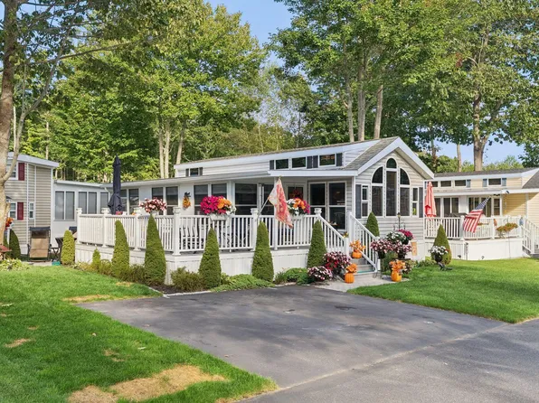 1 Seacoast Lane #80, Old Orchard Beach, ME 04064