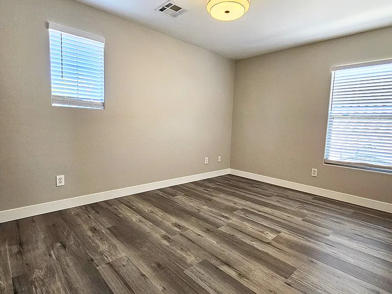 768 Anacapri St — Photo 27