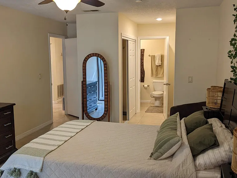 5307 Burning Tree Dr — Photo 4
