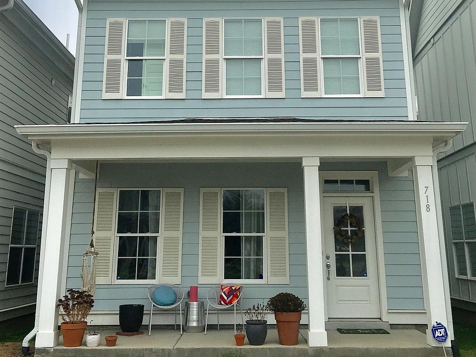 1st image of 718 Cottage Park Dr
