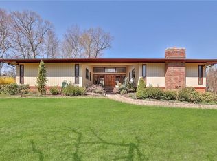 1 Pecan Valley Dr, New City, NY