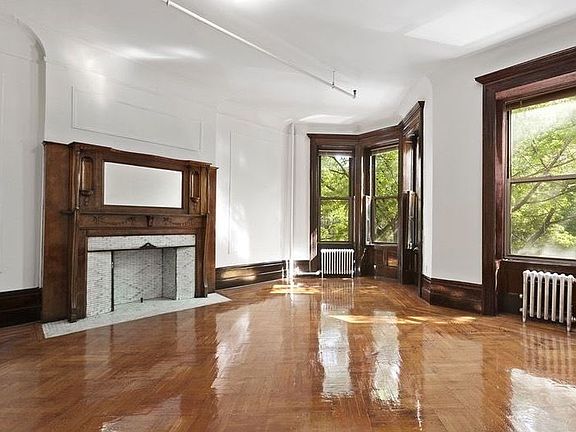 3rd image of 425 W 147th St APT 4