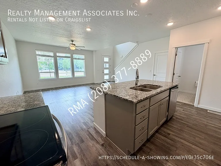 4719 W Santa Fe Ln — Photo 3