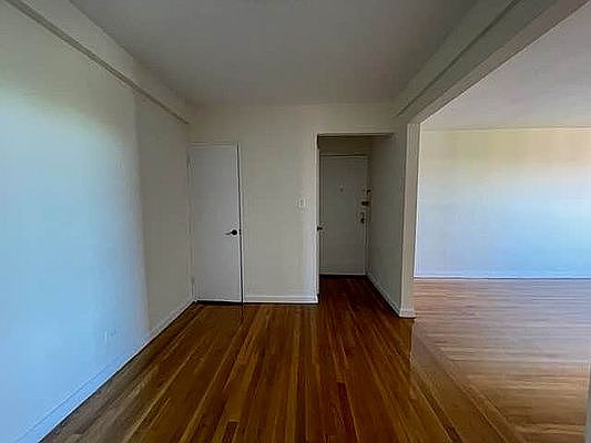 1st image of 140-55 Burden Cres #6D