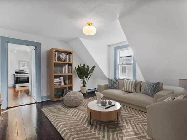 8 Carlton St Unit 3, Somerville, MA 02143