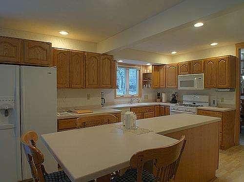 3rd image of 603 Hillcrest Dr