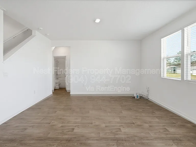 190 Ardila Cir — Photo 4