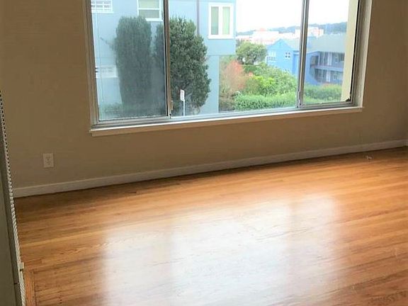 2nd image of 600 Laurel St APT 5