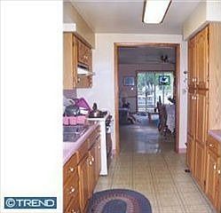 2nd image of 327 W Woodlawn Ave