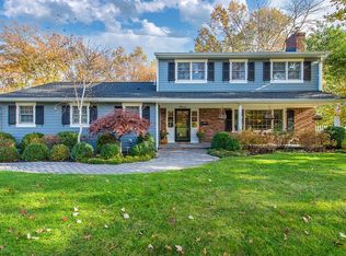 11 Shetland Rd, Florham Park, NJ 07932