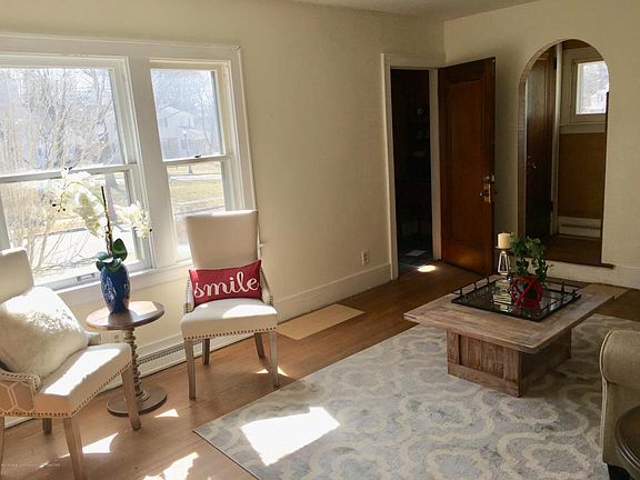 2nd image of 639 Collingwood Dr