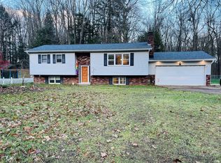 861 East St, Waterford, PA