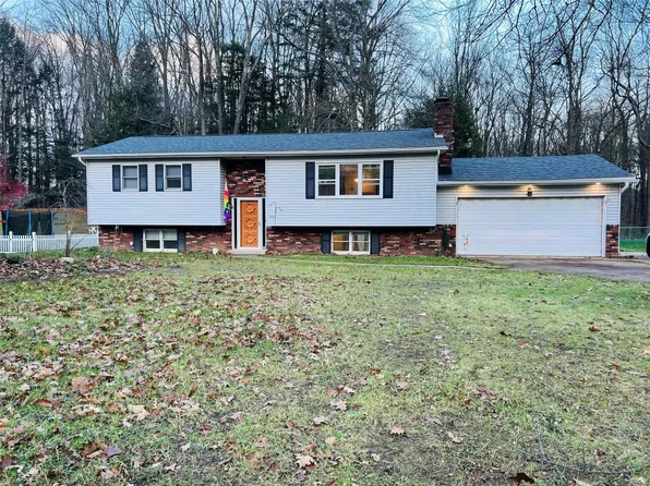 861 East St, Waterford, PA 16441