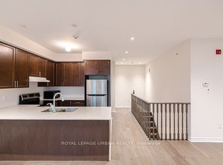 62 Preston Meadow Ave N #5, Mississauga, ON L4Z 0C8